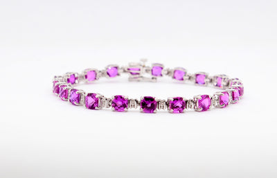 Estate 10KW 10.50 Cttw Pink Topaz and .02 Cttw Diamond Bracelet, I in