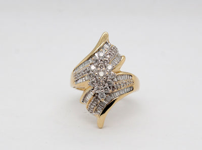 Estate 10KY 2.00 Cttw Diamond Ring H to I in Color and I1 in Clarity
