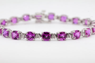 Estate 10KW 10.50 Cttw Pink Topaz and .02 Cttw Diamond Bracelet, I in