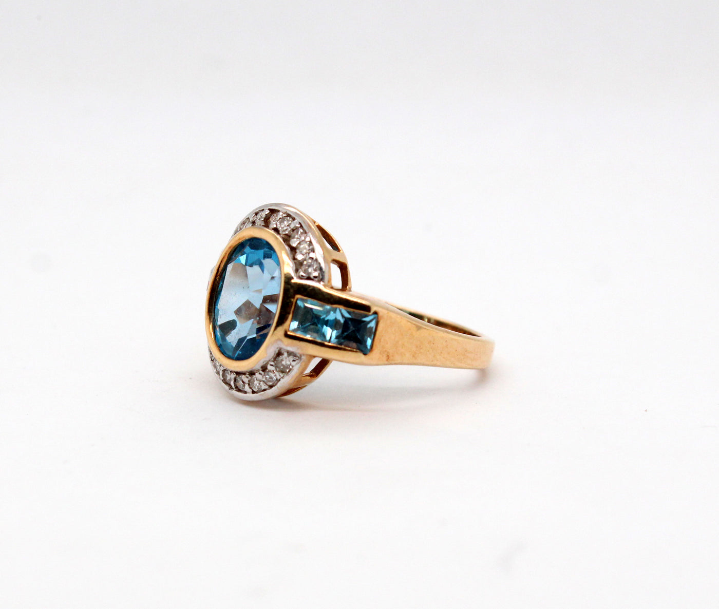 Estate 14KY 4.10 Cttw Blue Topaz and .20 Cttw Diamond Ring I in Color