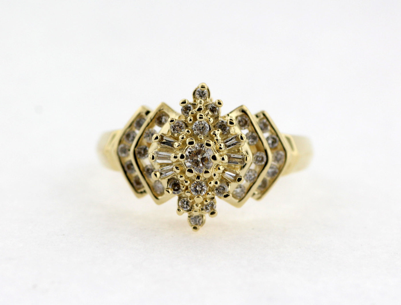 ESTATE 14KY .50 CTTW DIAMOND FASHION RING J-I1