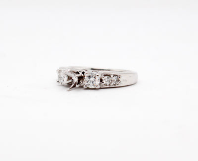 Estate 14KW .50 Cttw Diamond Semi Mount Ring